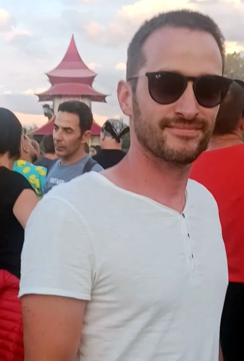 Profil de Lyonel, 42 ans, Annonce Gay à Archerwill