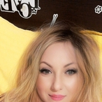 Profil de Maïwenn, 40 ans, Annonce Gay à Milestone