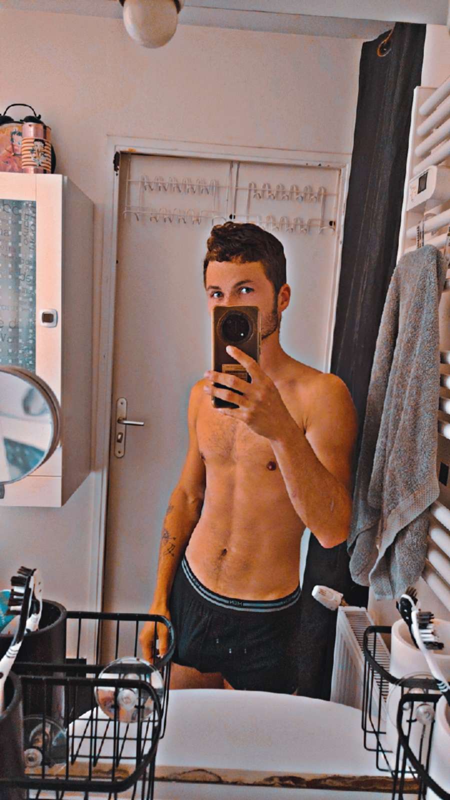 Profil de Karl-emmanuel, 22 ans, Annonce Gay à Springfield