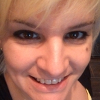 Profil de Serenna, 42 ans, Annonce Gay à Yellowhead