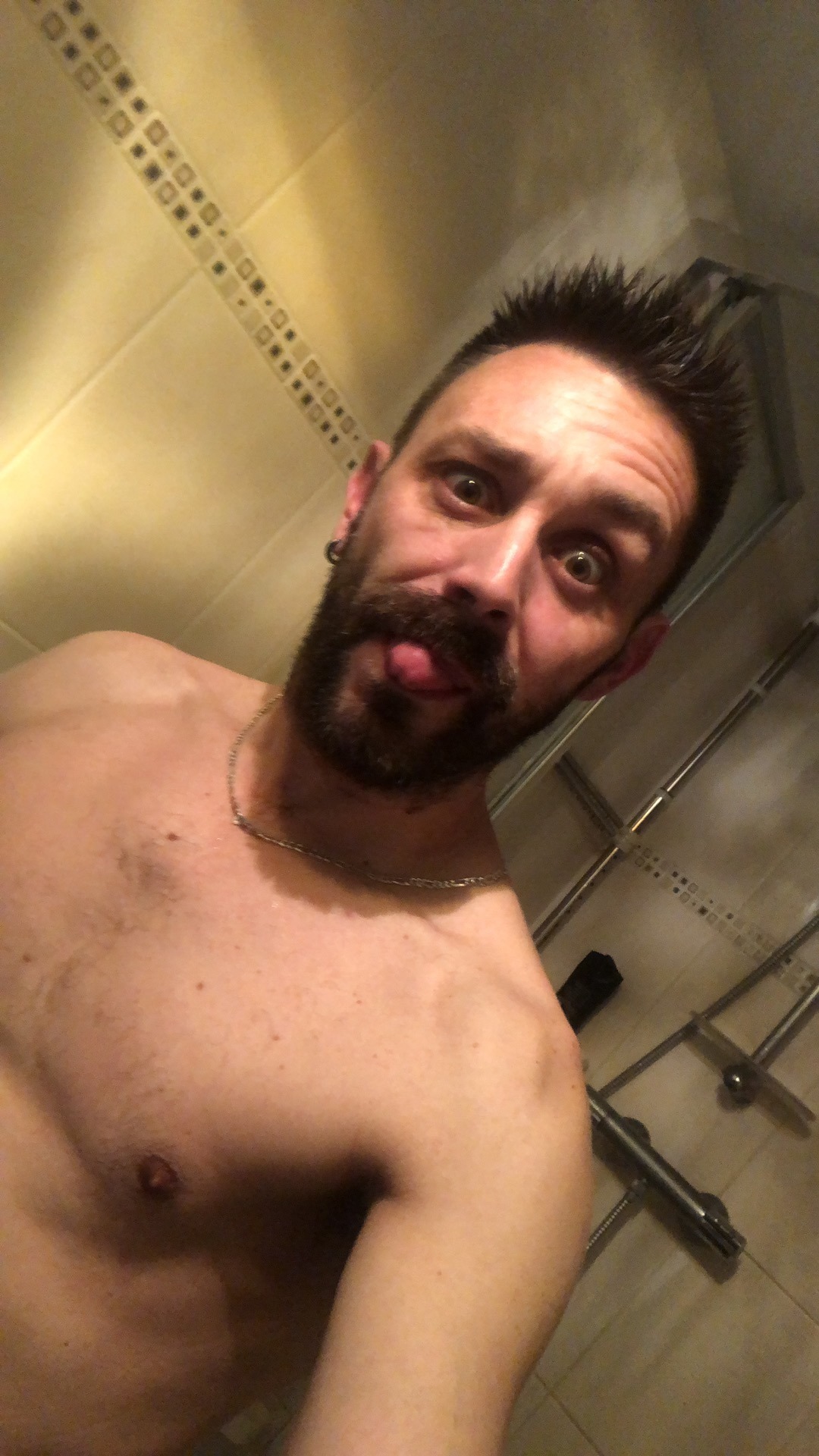 Profil de Badyss, 42 ans, Annonce Gay à Namur
