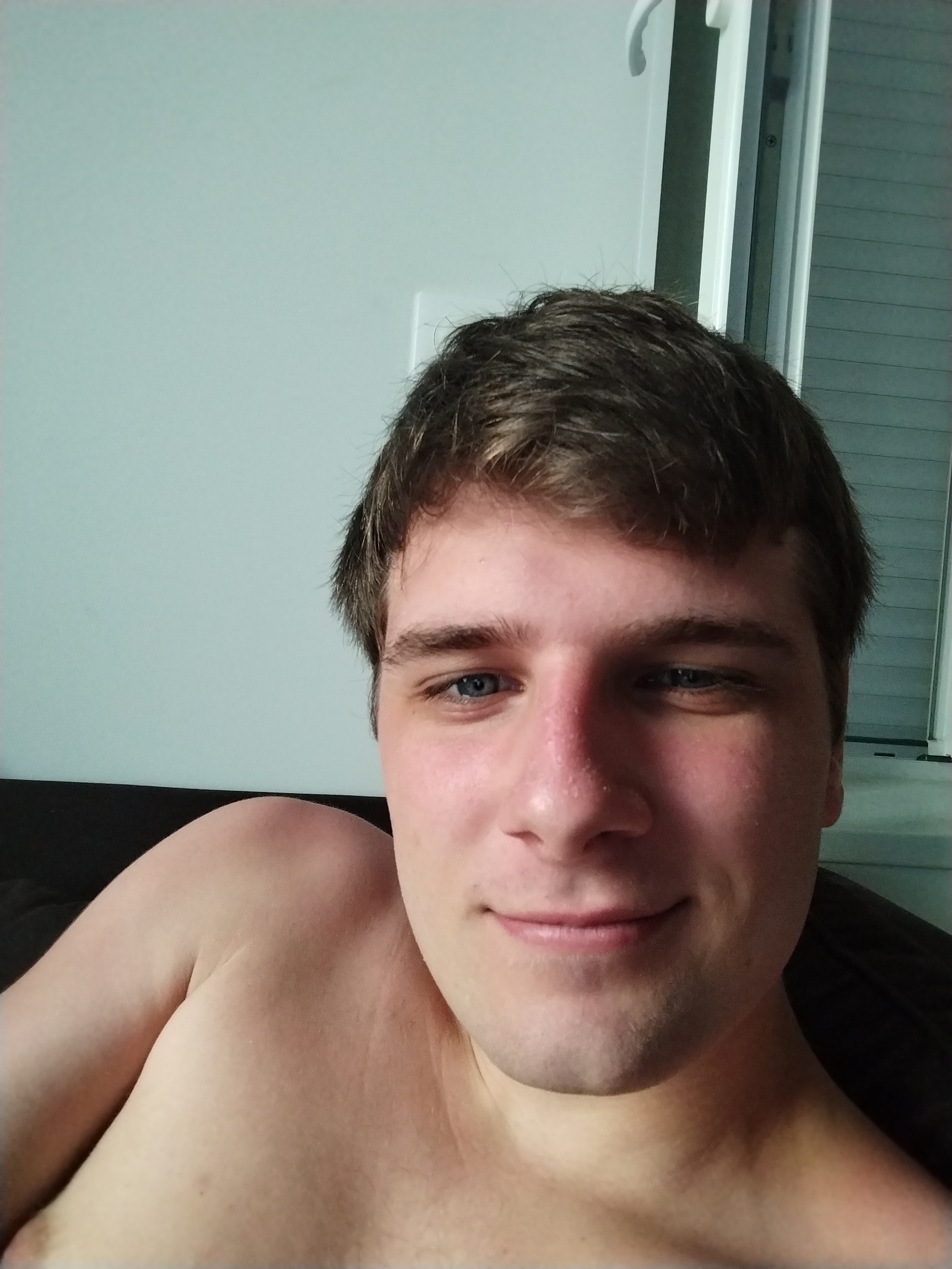 Profil de Stéphane, 24 ans, Annonce Gay à Langley