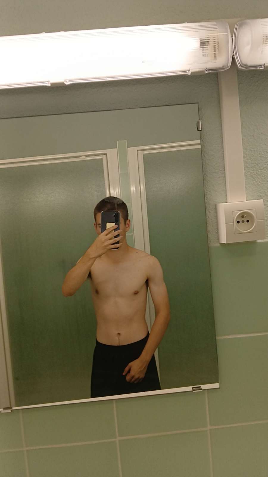 Profil de Michel-henri, 19 ans, Annonce Gay à Douro-Dummer