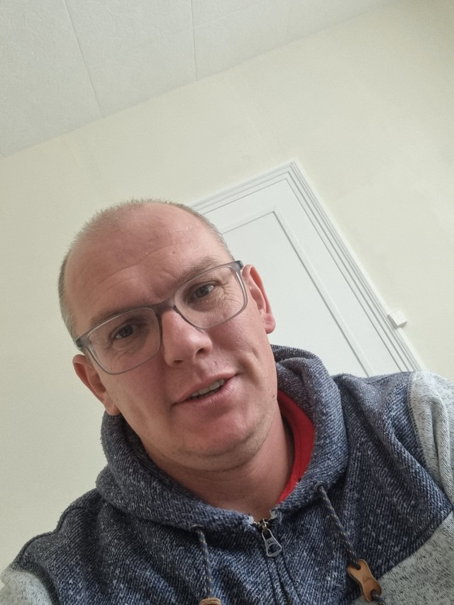 Profil de John, 42 ans, Annonce Gay à Arborg