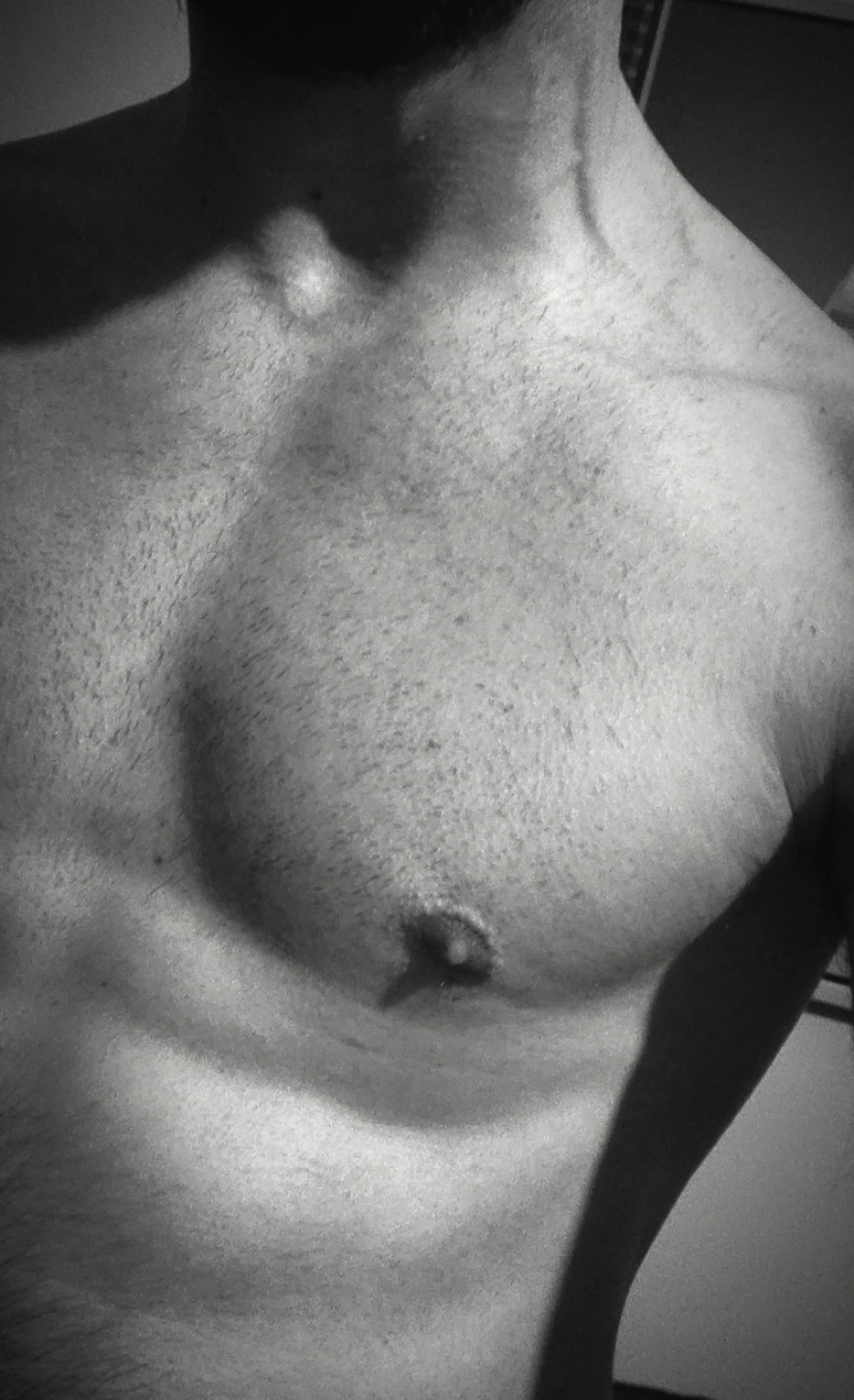 Profil de Ly, 31 ans, Annonce Gay à Delisle