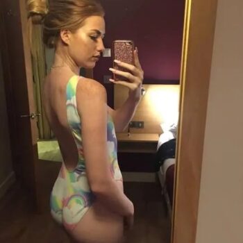 Profil de Jezabel, 37 ans, Annonce Gay à Farnham