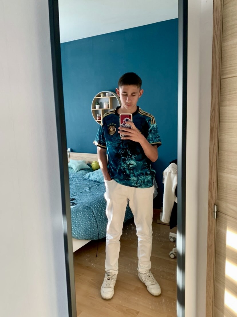 Profil de Humphrey, 18 ans, Annonce Gay à Saint-Basile