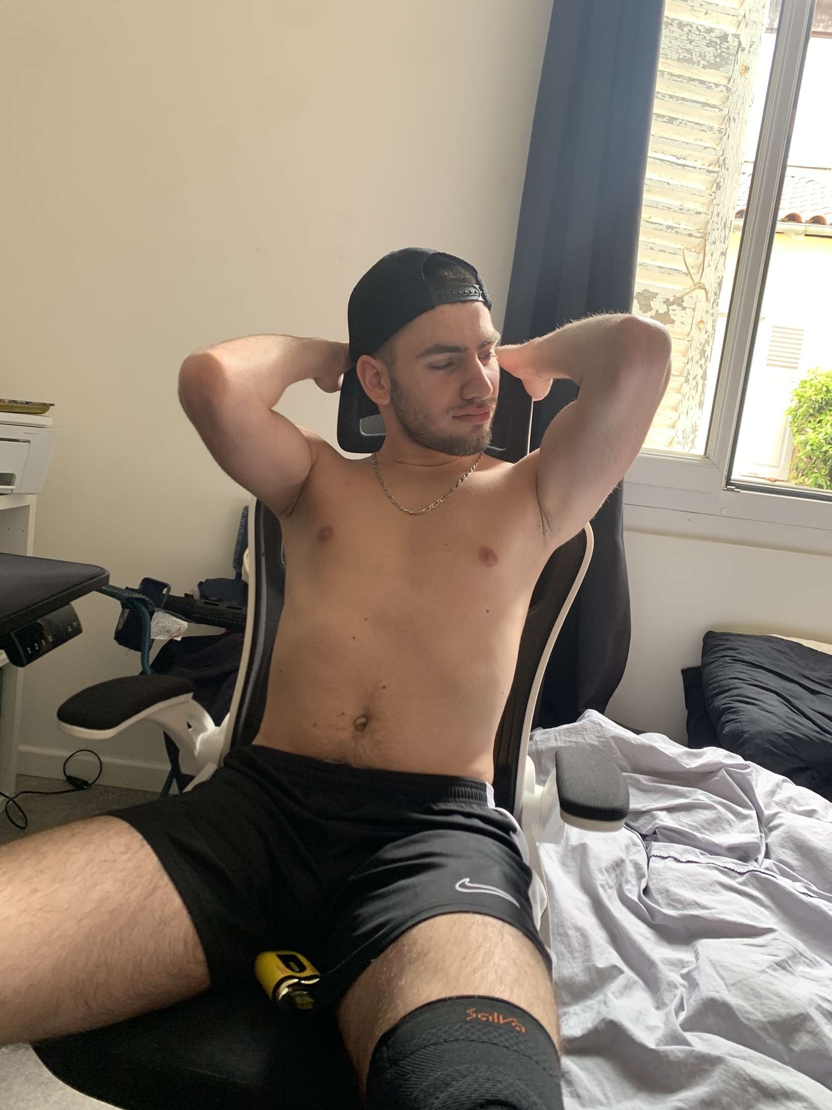 Profil de Hong, 18 ans, Annonce Gay à Port-Cartier