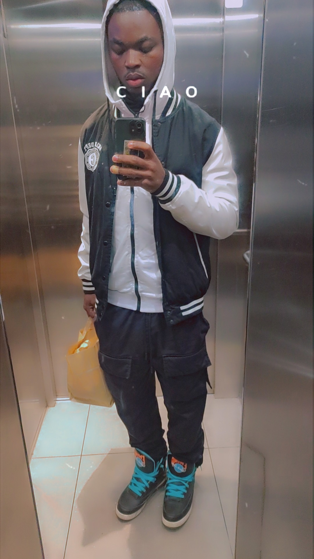 Profil de Julius, 25 ans, Annonce Gay à Laurierville