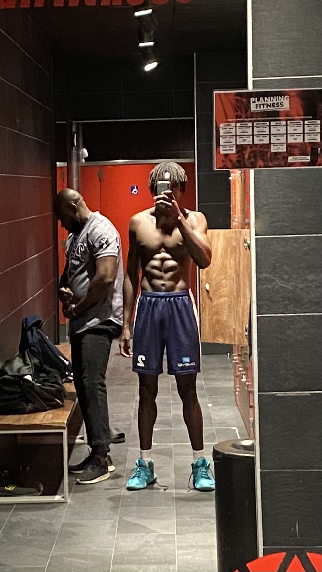 Profil de Feodor, 24 ans, Annonce Gay à MacNutt