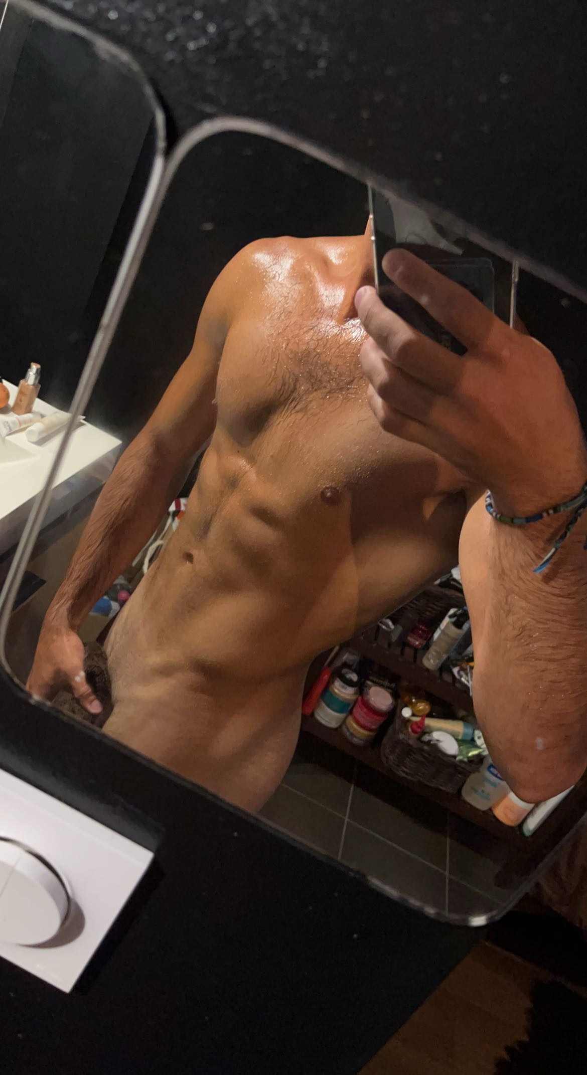 Profil de Octavian, 26 ans, Annonce Gay à Saint-Basile