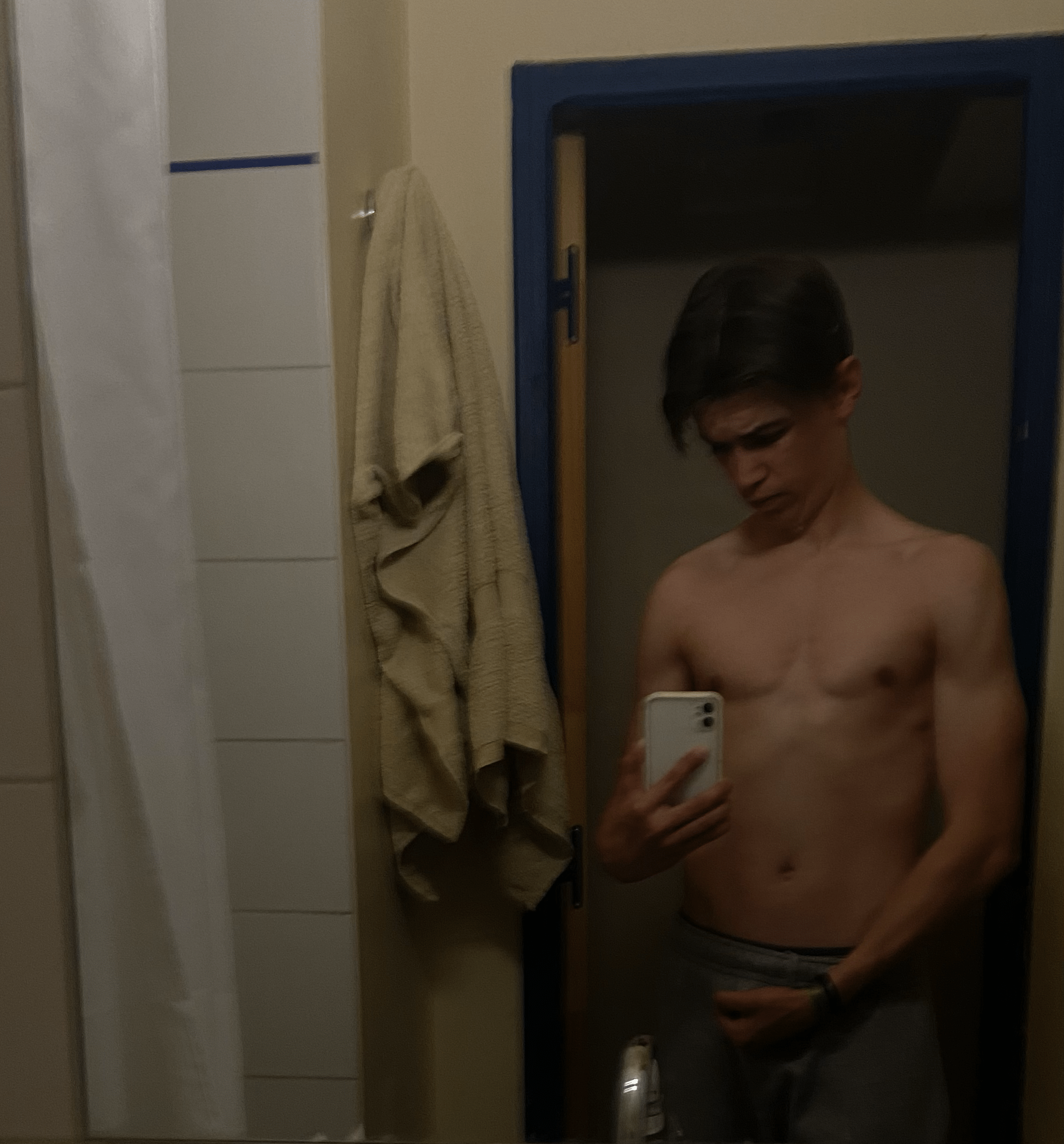 Profil de Yowen, 19 ans, Annonce Gay à Milden