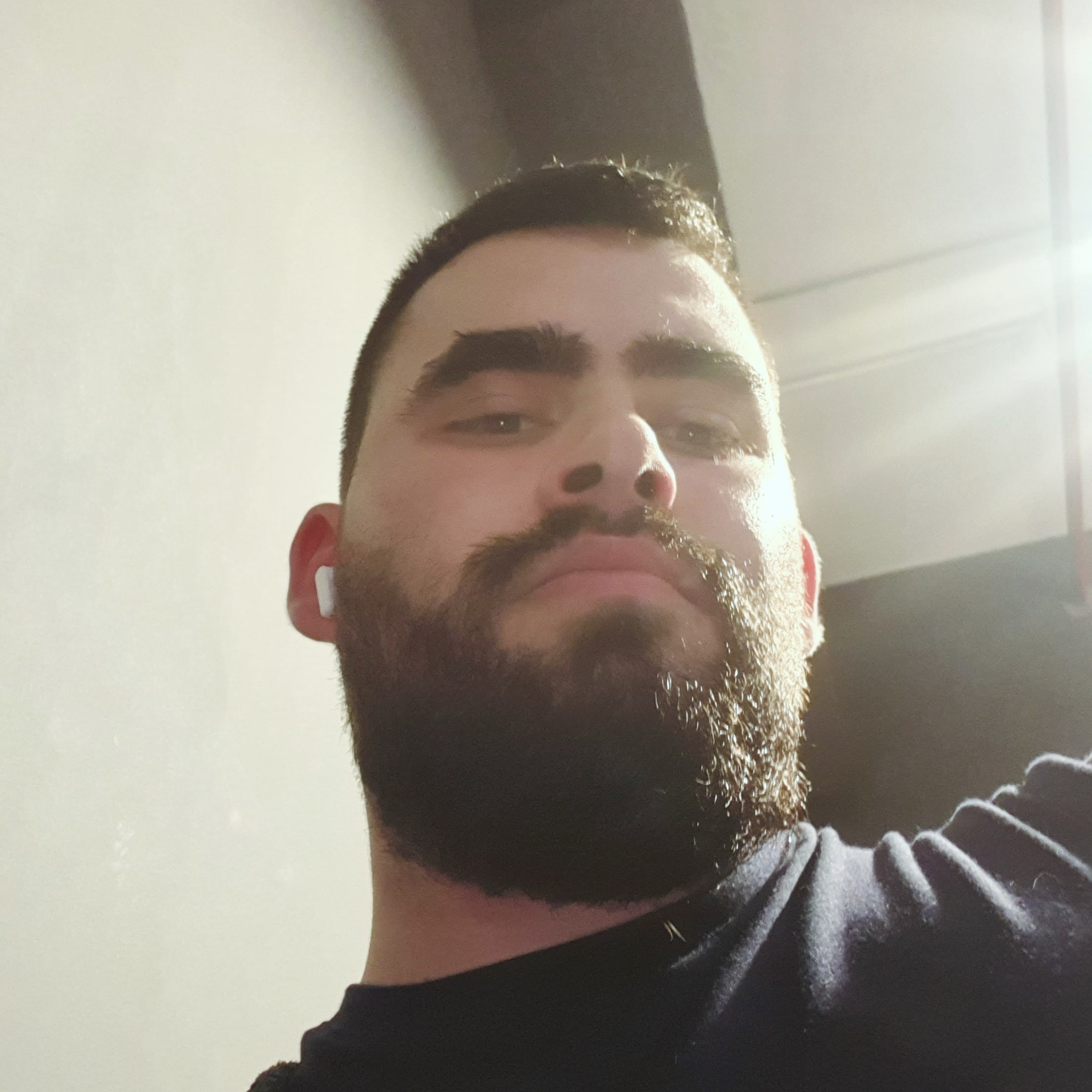 Profil de Moustafa, 28 ans, Annonce Gay à Lloydminster