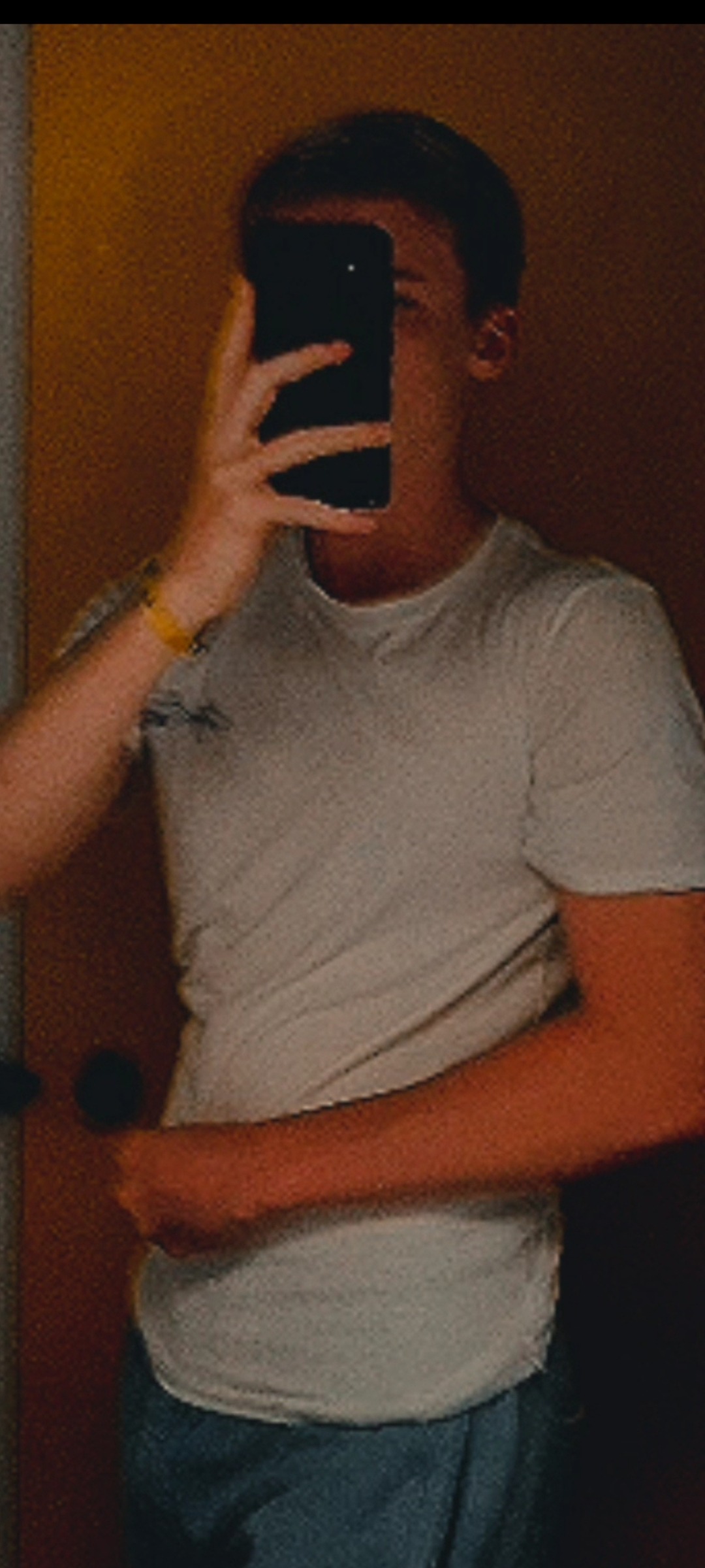 Profil de Rayen, 20 ans, Annonce Gay à Holden