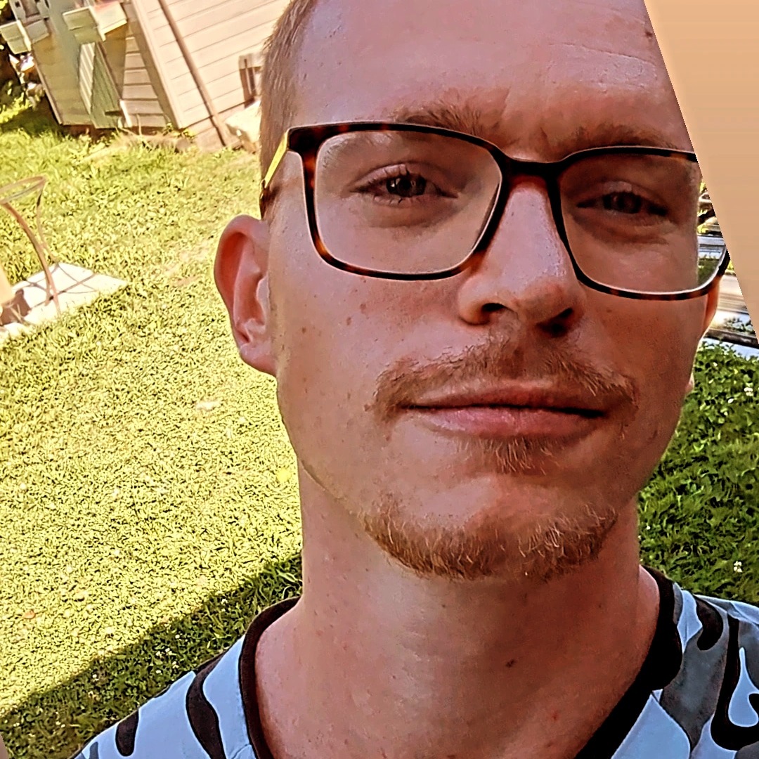 Profil de Robby, 29 ans, Annonce Gay à Saint-Mathieu