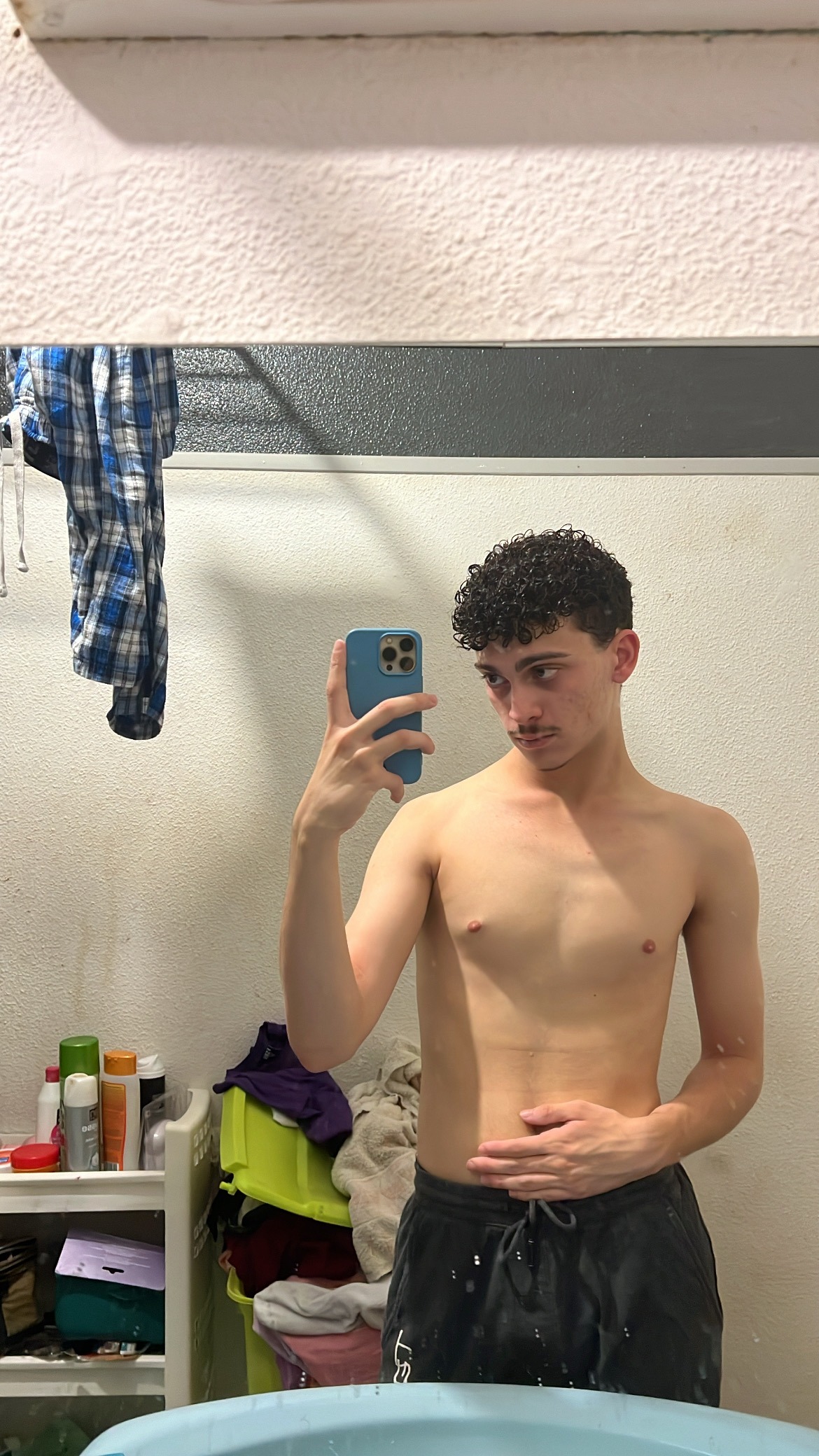 Profil de Naby, 20 ans, Annonce Gay à Rossland