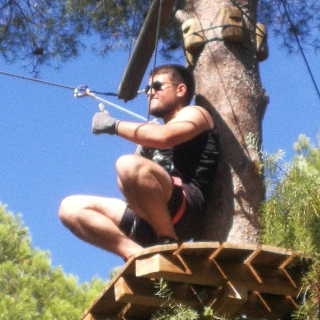 Profil de Aurelian, 27 ans, Annonce Gay à Dilke