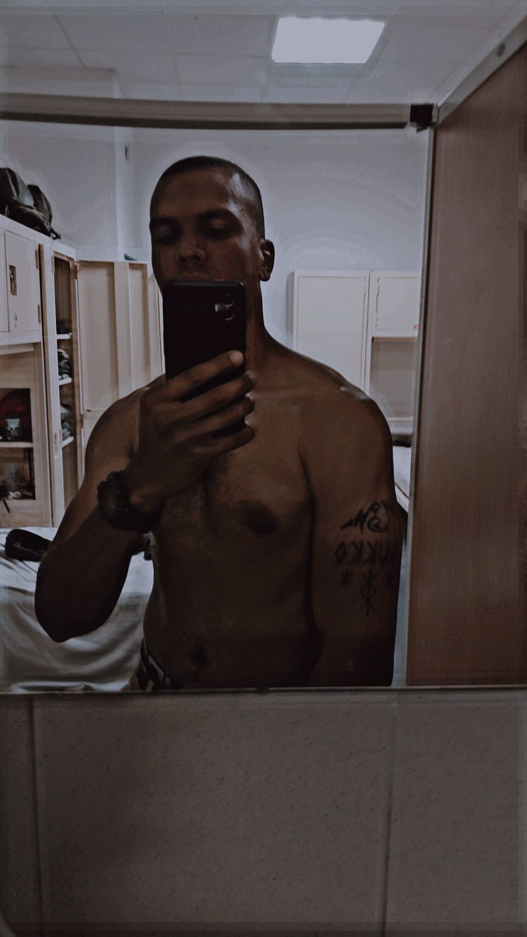 Profil de Erman, 22 ans, Annonce Gay à Hussar