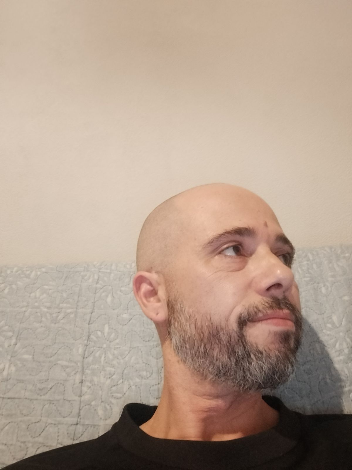 Profil de Djigui, 40 ans, Annonce Gay à Namur