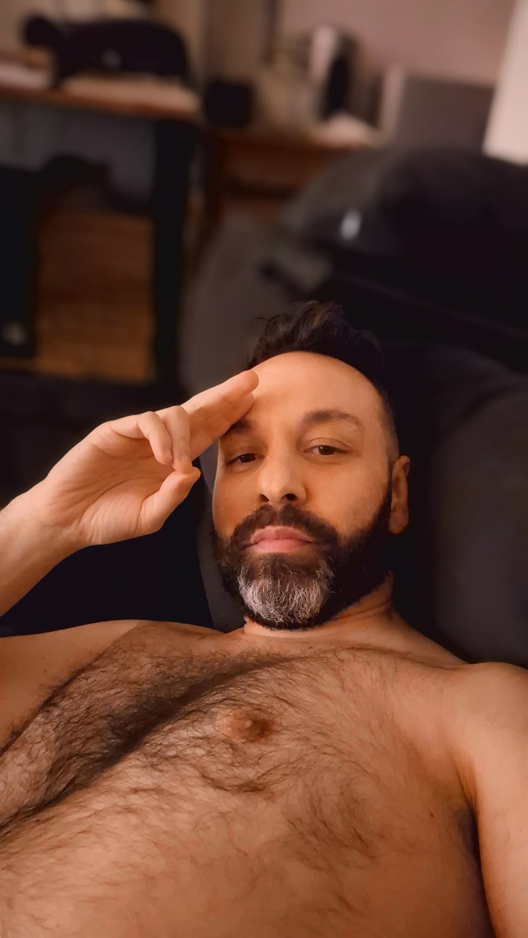 Profil de Arnold, 40 ans, Annonce Gay à Saint-Bruno