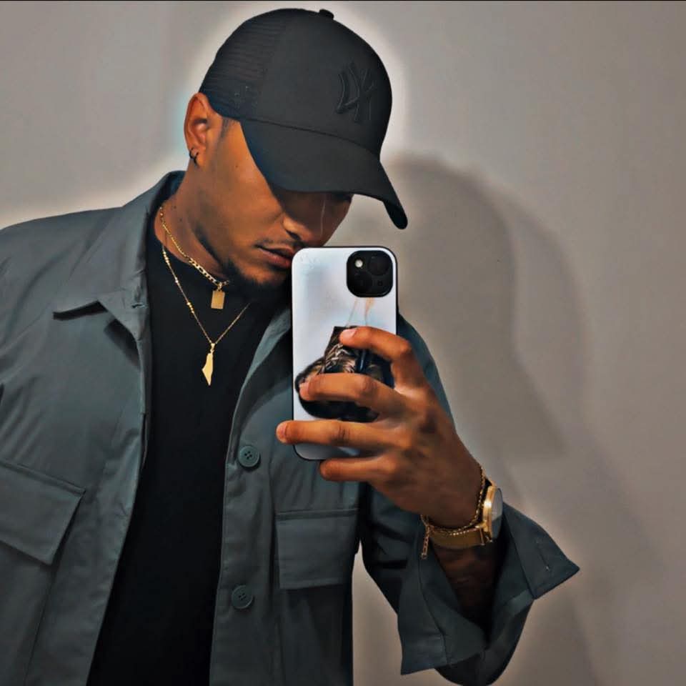 Profil de Josh, 33 ans, Annonce Gay à Abbey