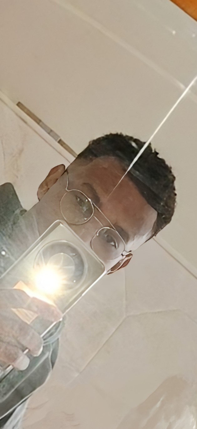 Profil de Aymeric, 24 ans, Annonce Gay à Buchanan