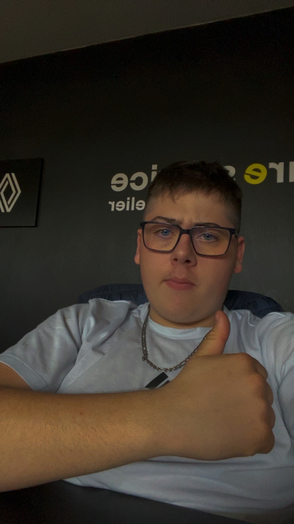 Profil de Allan, 25 ans, Annonce Gay à Beresford