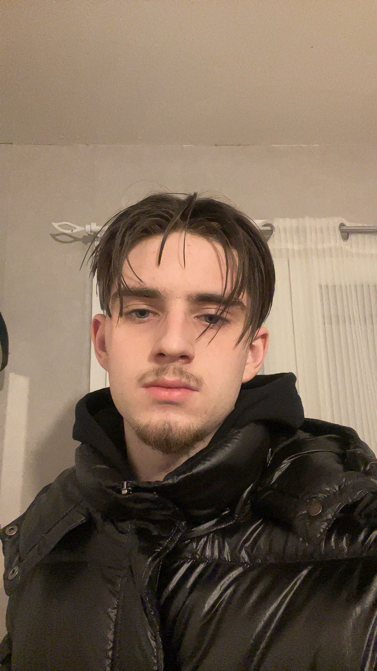 Profil de Hakeem, 18 ans, Annonce Gay à Chapeau