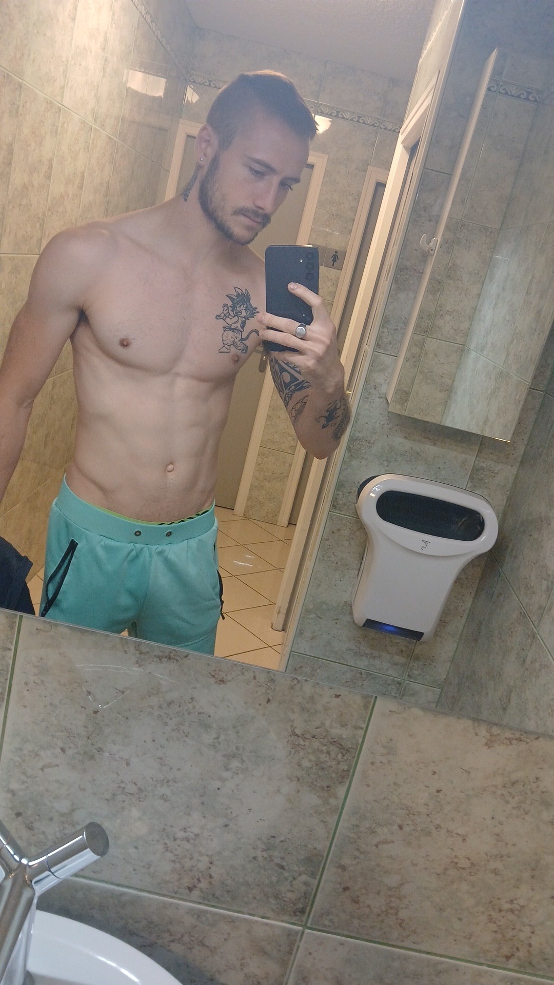 Profil de Brahima, 32 ans, Annonce Gay à Saint-Albert